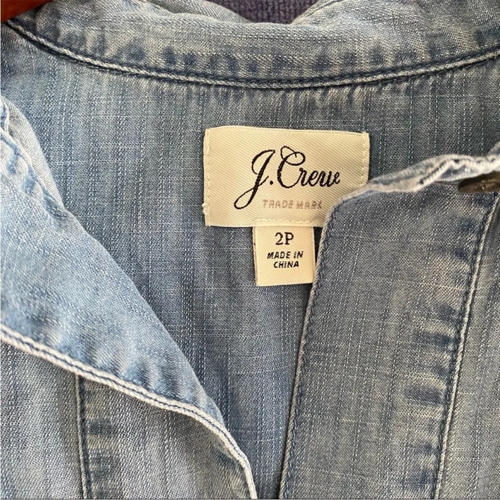 J Crew denim top. Like new. Very cute and flattering! - Picture 6 of 6